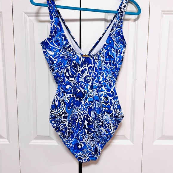 SOLD ☀️Ralph Lauren Women’s Tummy Slimming Blue Floral One Piece Swimsuit Sz 12 - Picture 11 of 13